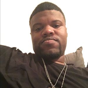 Meet your Posher, Leon